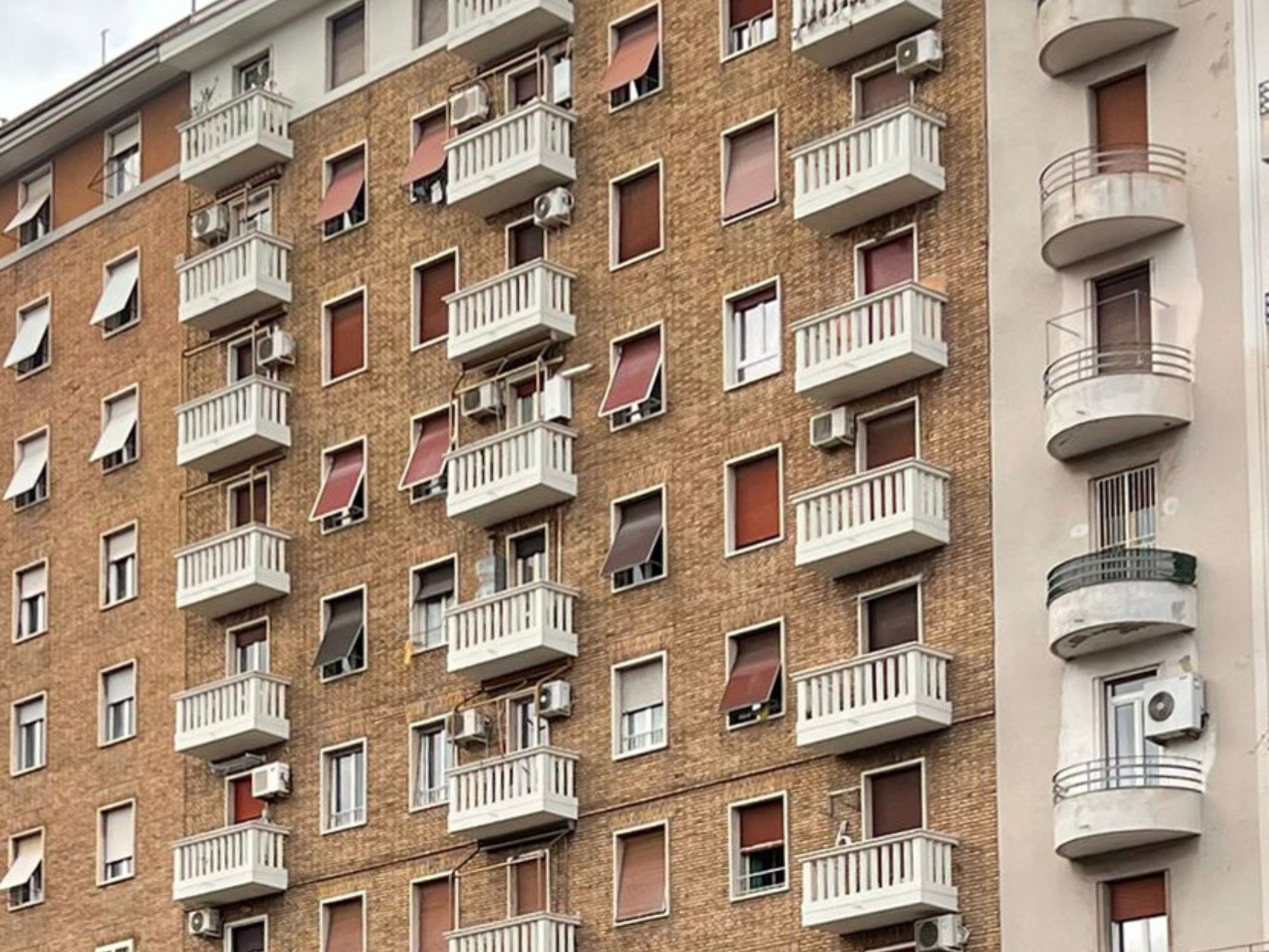 Condominio Via Ivrea, Roma - Intervento di ristrutturazione della facciata (1)